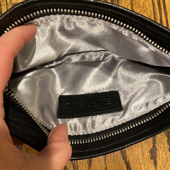 Express Black Faux Leather Wristlet EUC - Picture 6 of 13